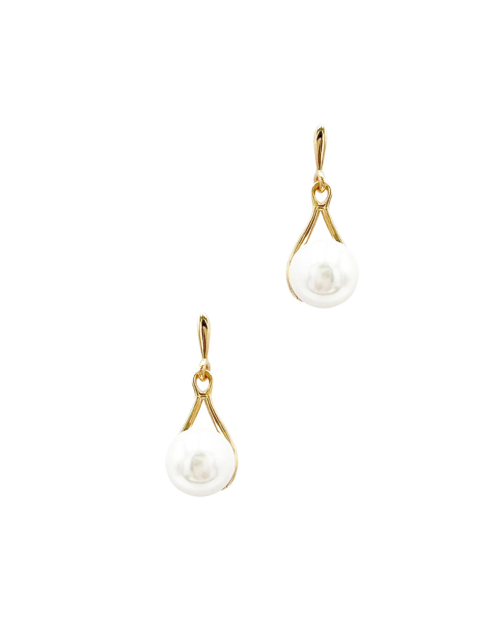 BOUCLES D'OREILLES EN PLAQUE OR GOUTTE AVEC PERLE