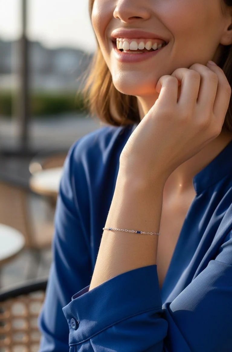 BRACELET EN ARGENT DOUBLE MOTIF AVEC PIERRE BLEUE RECTANGLE - Image 2
