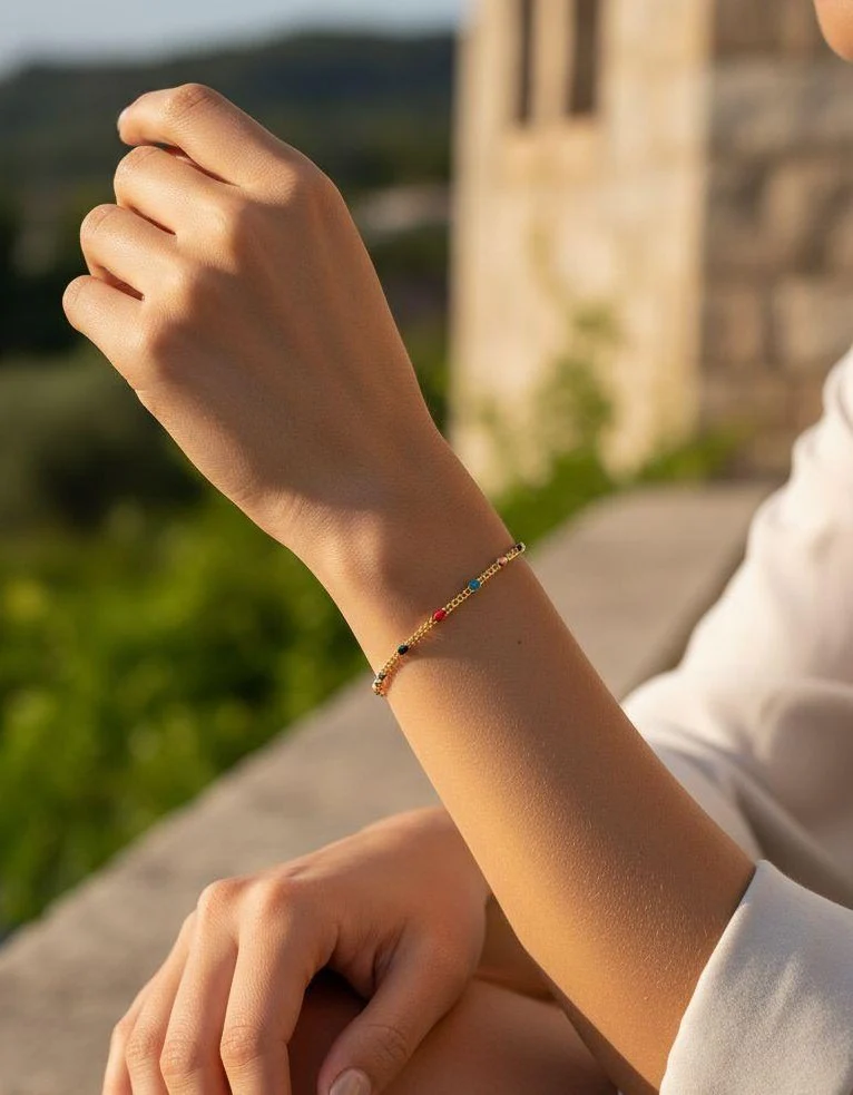 BRACELET EN ACIER DORE AVEC BILLES MULTICOLOR - Image 2