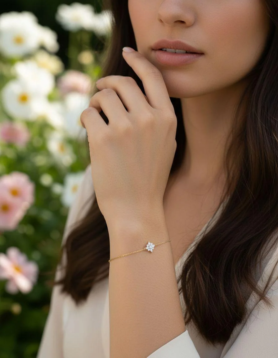 BRACELET EN ARGENT DORE FLEUR EN ZIRCONIUM - Image 2